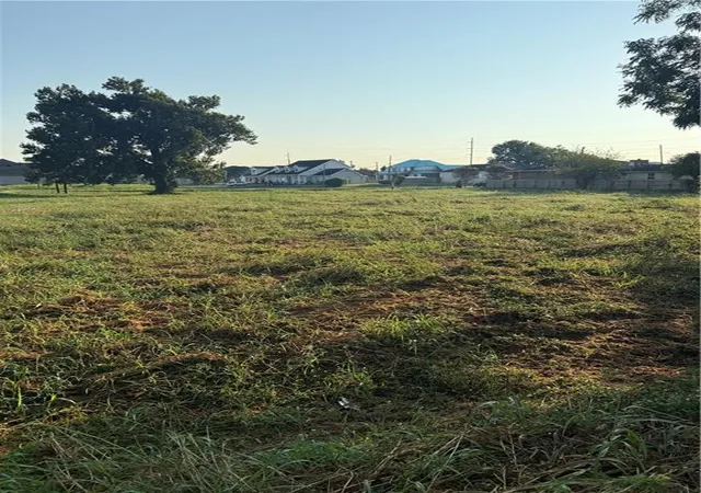 2nd image of 1228901 1229501 Behrman Hwy, New Orleans, LA 70114 | MLS# 2521402