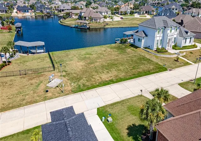 2nd image of 445 San Cristobal Ct, Slidell, LA 70458 | MLS# 2521550