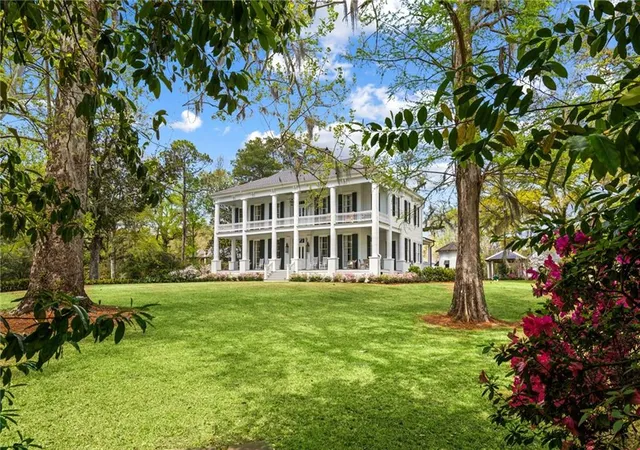 3rd image of 622 S America St, Covington, LA 70433 | MLS# 2520842