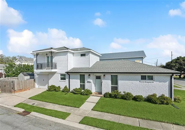 Homes for sale in New Orleans, LA | 407 36th St, New Orleans, LA 70124 | MLS# 2521693