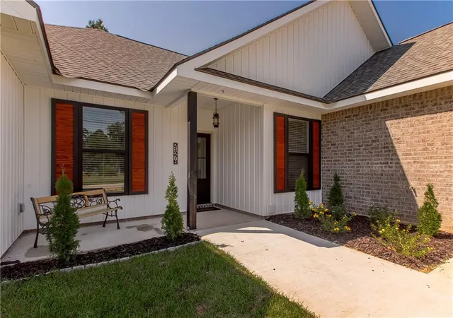 Photo 2 of Single family home for sale at 21278 Weinberger Rd, Ponchatoula, LA 70454 | MLS# 2521890 | Listing updated on 2026-06-10