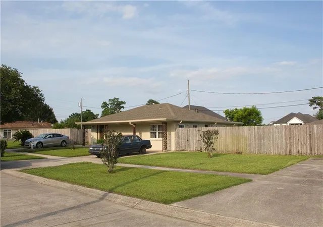 5th image of 1433 Perrin Dr, Arabi, LA 70032 | MLS# 2522299