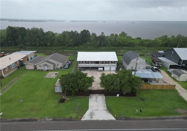 Photo 3 of Single family home for sale at 4112 US 90 Hwy, Des Allemands, LA 70030 | MLS# 2521778 | Listing updated on 2026-07-30