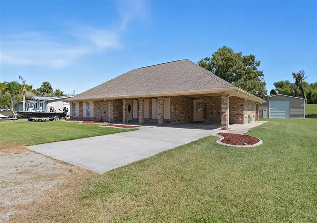 Homes for sale in Belle Chasse, LA | 13053 Hwy 23 Hwy, Belle Chasse, LA 70037 | MLS# 2522520