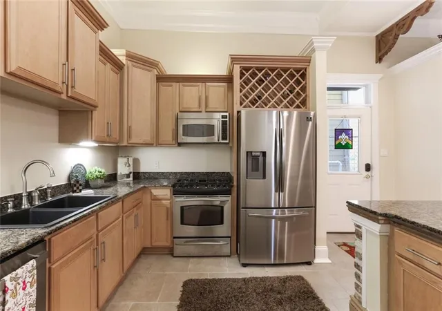 Homes for sale in New Orleans, LA | 1934 Burgundy St #B, New Orleans, LA 70116 | MLS# 2522168