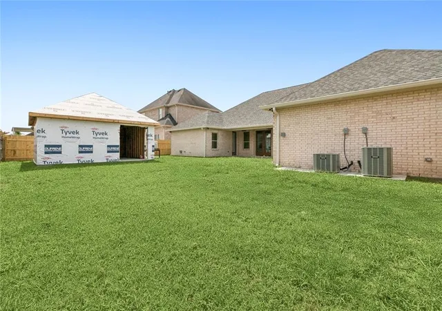 16th image of 1701 Heatherwood Dr, Harvey, LA 70058 | MLS# 2522304