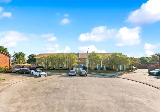 Homes for sale in New Orleans, LA | 11900-50 Lakeland Ct, New Orleans, LA 70128 | MLS# 2522884