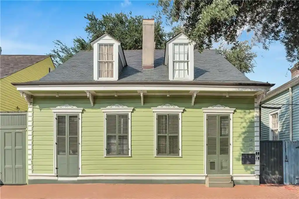Photo 1 of Condo for sale at 927 Orleans Ave #927, New Orleans, LA 70116 | MLS# 2521063 | Listing updated on 2026-10-17