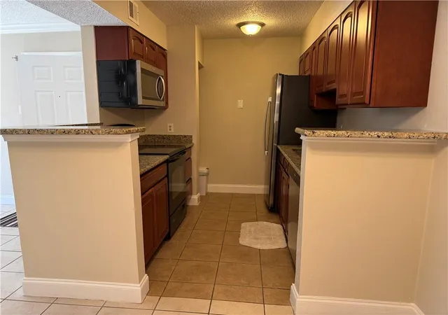 Homes for sale in Kenner, LA | 730 Village Rd #C, Kenner, LA 70065 | MLS# 2524057