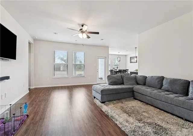 Homes for sale in Westwego, LA | 813 Dandelion Dr, Westwego, LA 70094 | MLS# 2521929