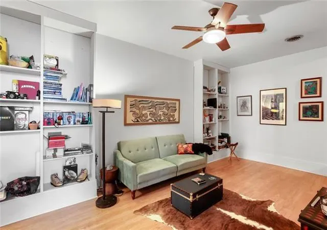 4th image of 313 Exchange Pl, New Orleans, LA 70130 | MLS# 2524309