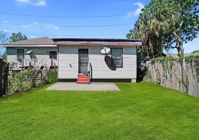 Homes for sale in New Orleans, LA | 1870 72 N Roman St, New Orleans, LA 70116 | MLS# 2524637