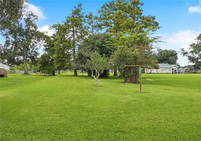 Homes for sale in Hahnville, LA | 15733 River Road Road, Hahnville, LA 70057 | MLS# 2522093