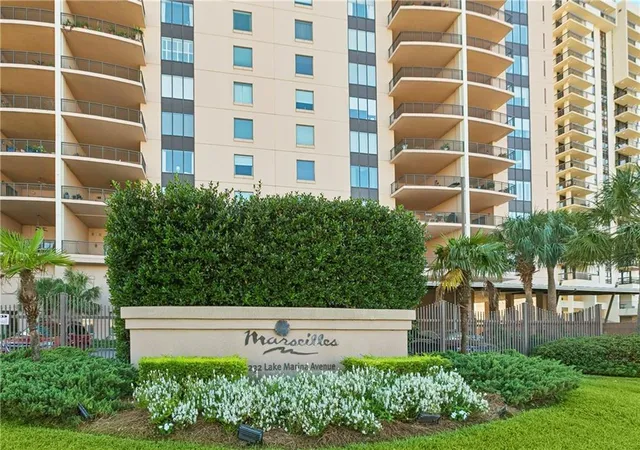 3rd image of 232 Lake Marina Ave #5A, New Orleans, LA 70124 | MLS# 2524285
