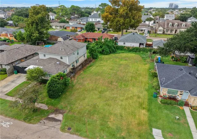 Photo 3 of Land for sale at 1330 Seminole Ave, Metairie, LA 70005 | MLS# 2525134 | Listing updated on 2026-07-31