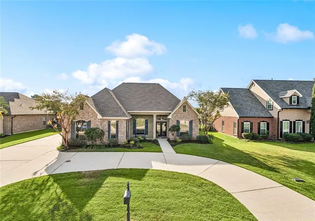2nd image of 250 E Augusta Ln, Slidell, LA 70458 | MLS# 2525578