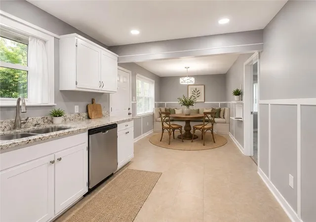 Photo 4 of Sale Pending at 392 Westmeade Dr, Gretna, LA 70056 | MLS# 2525559 | Listing updated on 2026-08-03