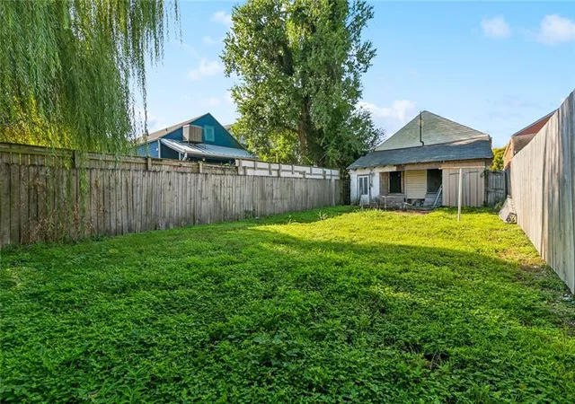 13th image of 2117 19 Laharpe St, New Orleans, LA 70119 | MLS# 2526022