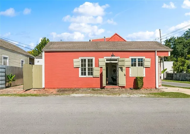 Photo 1 of Single family home for sale at 1201 N Roman St, New Orleans, LA 70119 | MLS# 2526342 | Listing updated on 2026-07-28