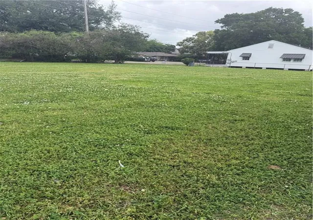 Photo 2 of Land for sale at 746 Carrollton Ave, Metairie, LA 70005 | MLS# 2526735 | Listing updated on 2026-04-06