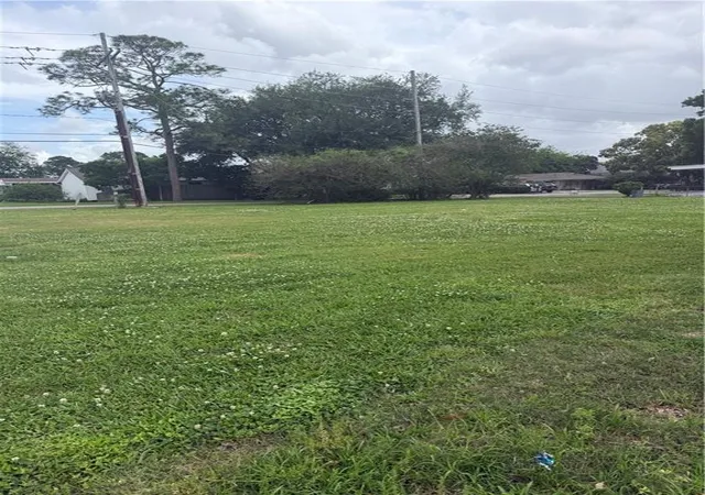 Photo 3 of Land for sale at 746 Carrollton Ave, Metairie, LA 70005 | MLS# 2526735 | Listing updated on 2026-04-06