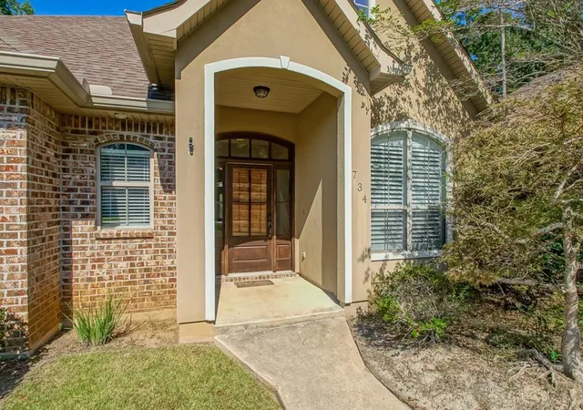 3rd image of 734 Ave Louis Quatroze Ave, Covington, LA 70433 | MLS# 2526864
