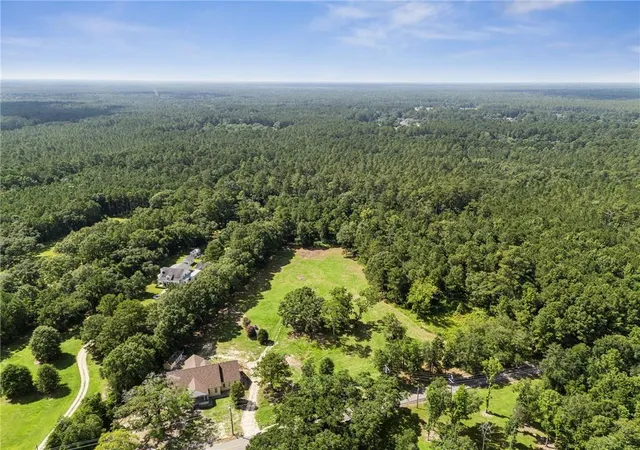 Photo 1 of Single family home for sale at 23160 Lowe Davis Rd, Covington, LA 70435 | MLS# 2527061 | Listing updated on 2026-04-20