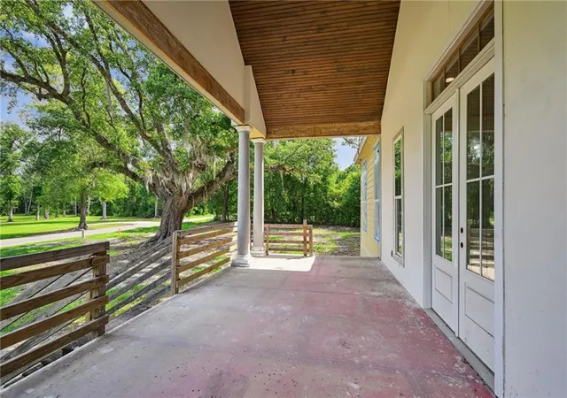 Photo 3 of Single family home for sale at 23160 Lowe Davis Rd, Covington, LA 70435 | MLS# 2527061 | Listing updated on 2026-04-20