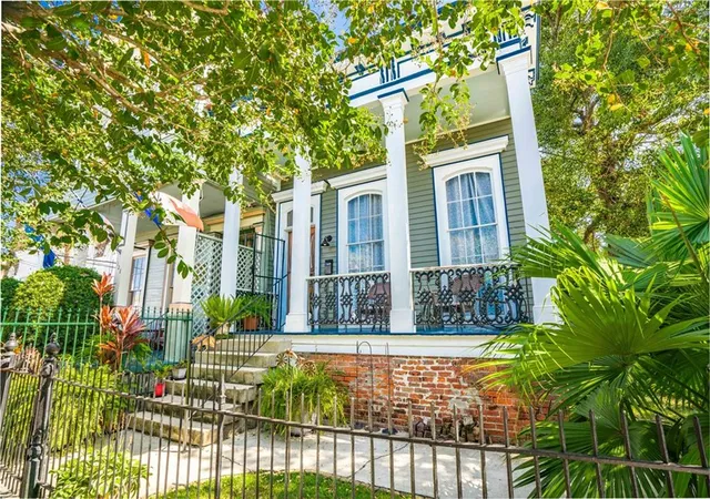2nd image of 1630 Robert C Blakes Sr Dr, New Orleans, LA 70130 | MLS# 2527771