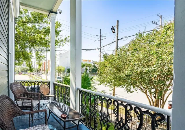 4th image of 1630 Robert C Blakes Sr Dr, New Orleans, LA 70130 | MLS# 2527771