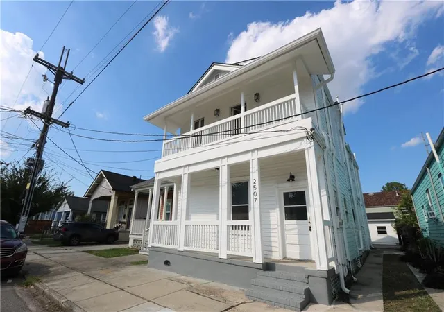 Homes for sale in New Orleans, LA | 2507 Saint Philip St, New Orleans, LA 70119 | MLS# 2527157