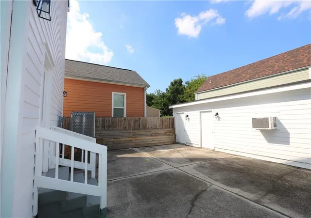 Homes for sale in New Orleans, LA | 2507 Saint Philip St, New Orleans, LA 70119 | MLS# 2527157
