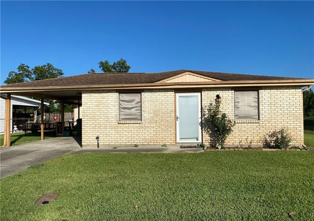 1st image of 1621 Lisa Dr, Marrero, LA 70072 | MLS# 2528864