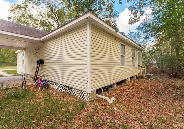 Photo 4 of House for sale at 40216 Hendrix Ln, Ponchatoula, LA 70454 | MLS# 2529245 | Listing updated on 2026-05-04