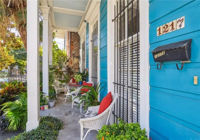 Photo 3 of Multi family home for sale at 1217 19 Magazine St, New Orleans, LA 70130 | MLS# 2528661 | Listing updated on 2026-07-28