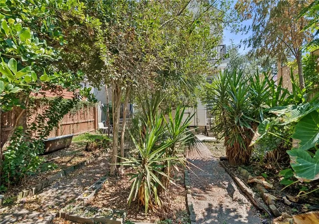31st image of 1516 18 S Carrollton Ave, New Orleans, LA 70118 | MLS# 2530227