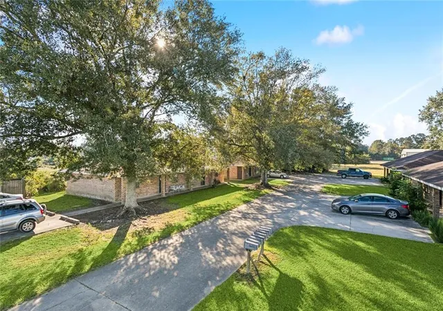 2nd image of 14106 W Club Deluxe Rd, Hammond, LA 70403 | MLS# 2529124
