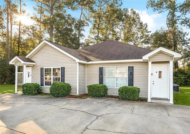 Photo 3 of House for sale at 11581 Ami Ln, Hammond, LA 70401 | MLS# 2528391 | Listing updated on 2026-07-29
