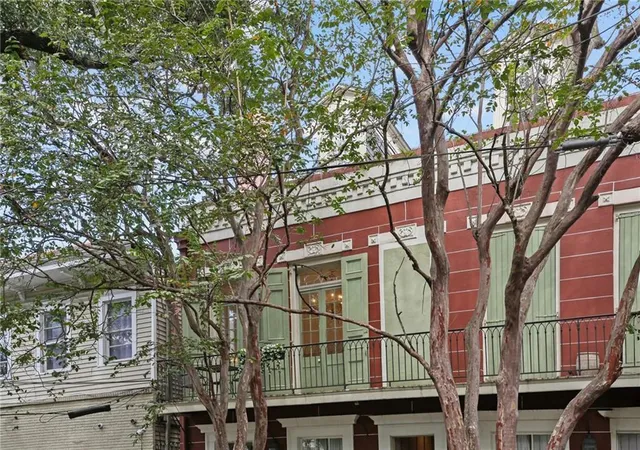 Homes for sale in New Orleans, LA | 835 Esplanade Ave #D, New Orleans, LA 70116 | MLS# 2529824