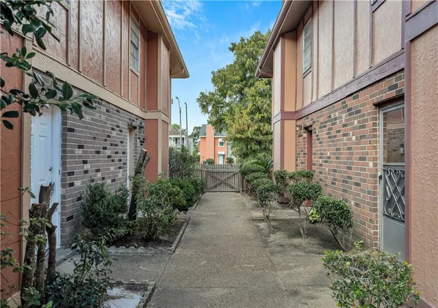 4th image of 5793-99 Tullis Dr, New Orleans, LA 70131 | MLS# 2531099