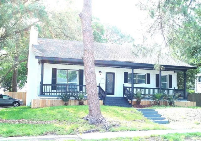Photo 1 of Single family home for sale at 144 Appletree Ln, Terrytown, LA 70056 | MLS# 2531108 | Listing updated on 2026-08-27