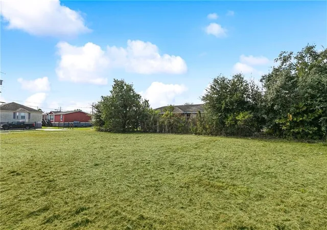 Photo 1 of Land for sale at 2313 Agriculture St, New Orleans, LA 70122 | MLS# 2531194 | Listing updated on 2026-03-17