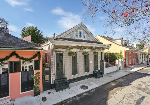 Photo 1 of Condo for sale at 822 Governor Nicholls St #4, New Orleans, LA 70116 | MLS# 2528767 | Listing updated on 2026-08-29