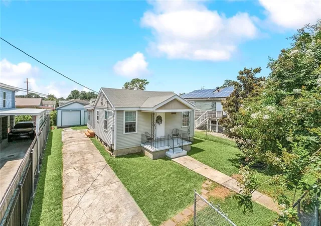 Homes for sale in New Orleans, LA | 5712 Wildair Dr, New Orleans, LA 70122 | MLS# 2531601
