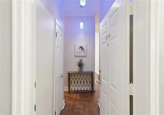 5th image of 760 Magazine St #214, New Orleans, LA 70130 | MLS# 2531559