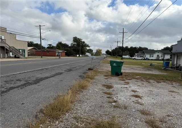 Photo 2 of Sale Pending at 17469 Highway 631, Des Allemands, LA 70030 | MLS# 2531942 | Listing updated on 2026-07-29