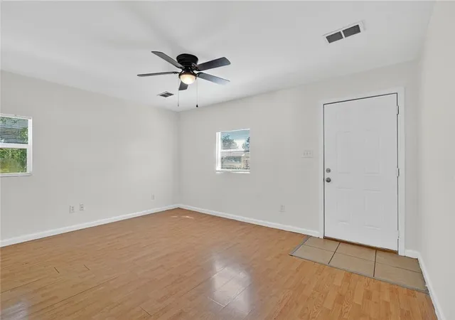3rd image of 4522 Montegut Dr, New Orleans, LA 70126 | MLS# 2532000