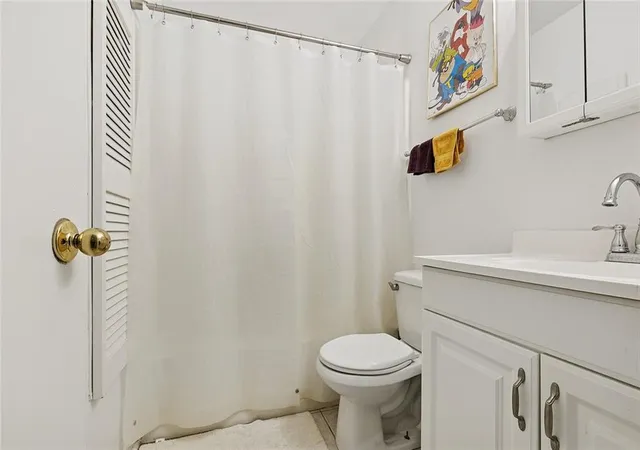 Homes for sale in New Orleans, LA | 1921 Prytania Street, New Orleans, LA 70130 | Houzeo