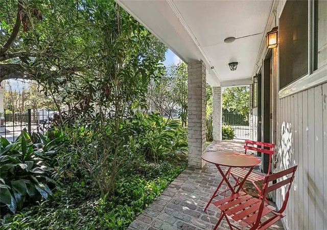 Homes for sale in New Orleans, LA | 1921 Prytania St #J, New Orleans, LA 70130 | MLS# 2531829