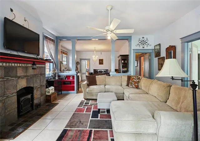 Photo 3 of Single family home for sale at 8209 Green St, New Orleans, LA 70118 | MLS# 2532186 | Listing updated on 2026-04-04